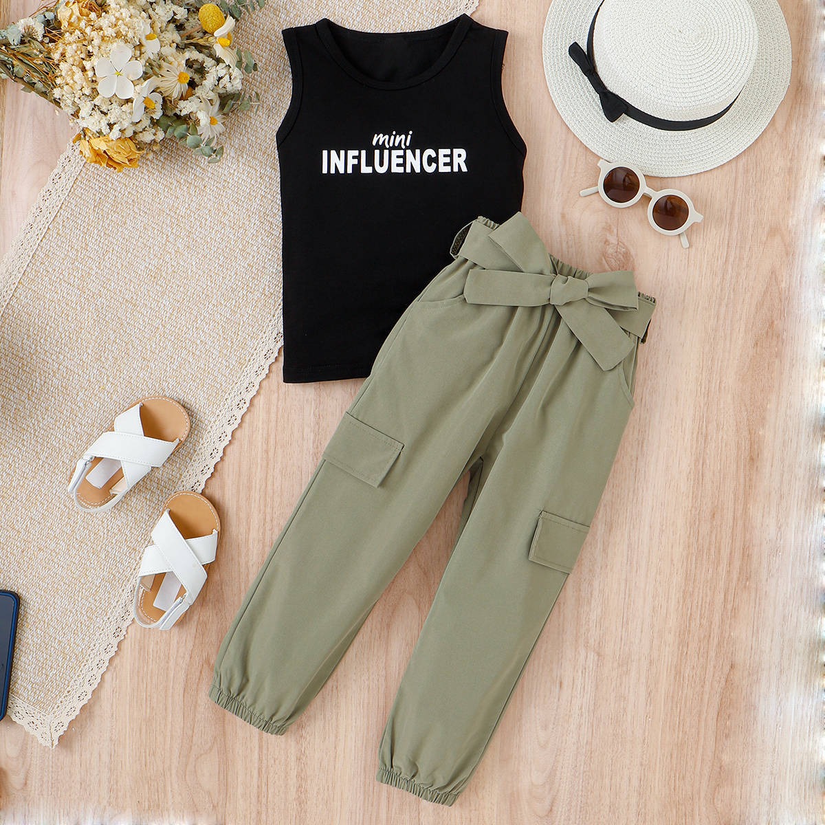 6-7 Years/Mini Influencer Cargo Pants Set